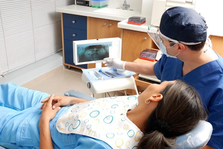 Nowoczesne podejście do stomatologii: jak znaleźć najlepszego dentystę dla swoich potrzeb?